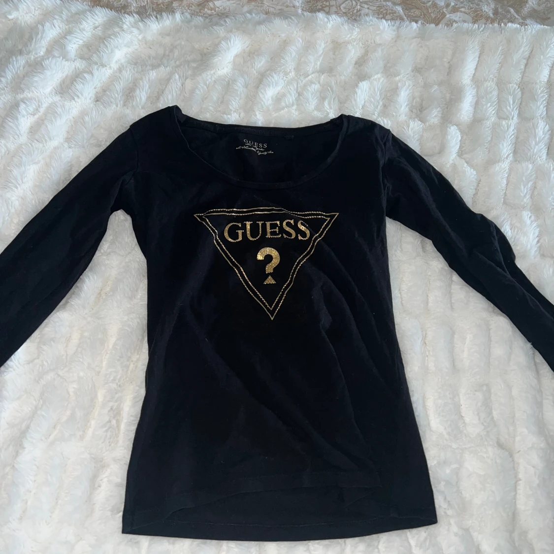 Guess tröja.