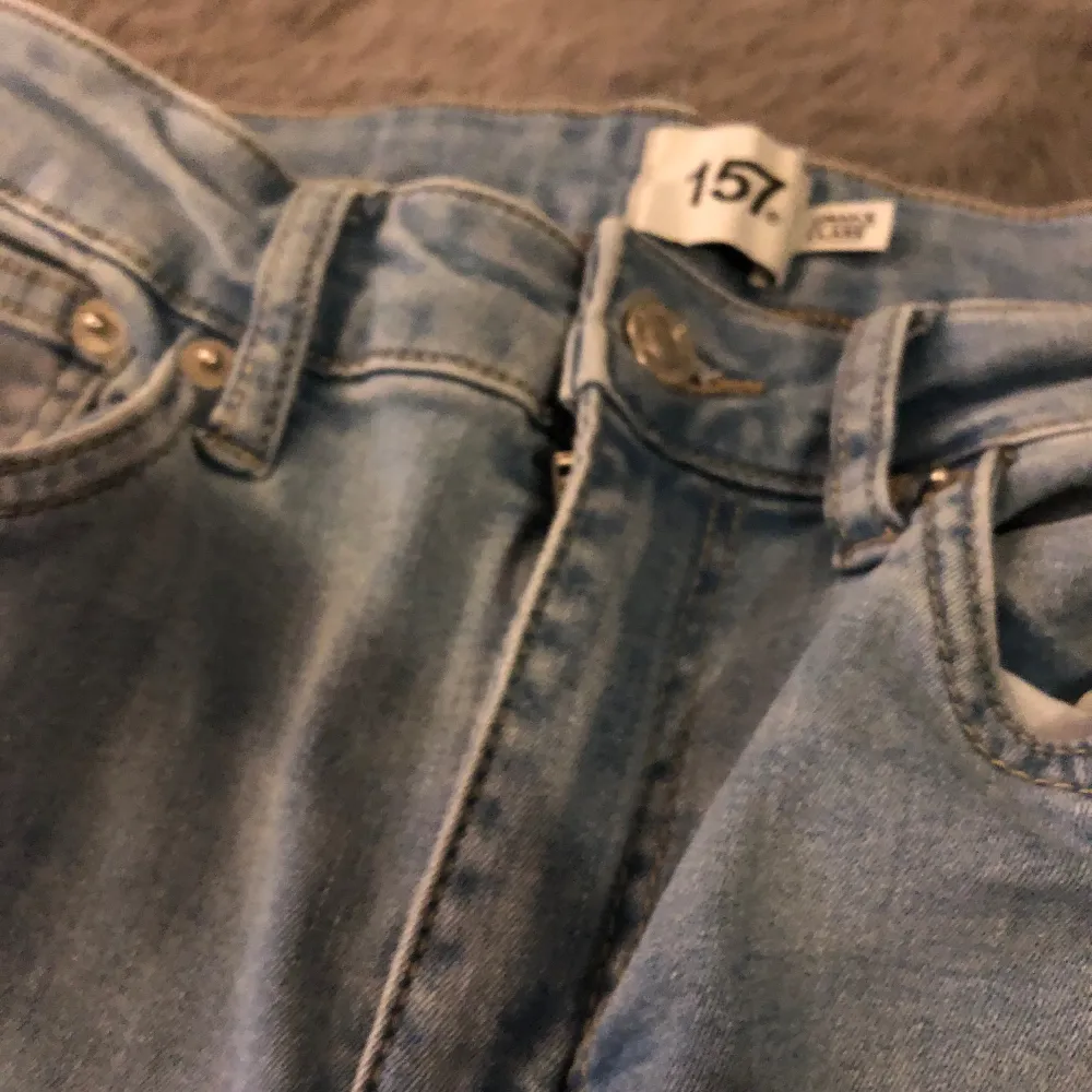 Fina jeans. Kontakta Järna vid frågor☺️☺️🩷🩷🩷. Jeans & Byxor.