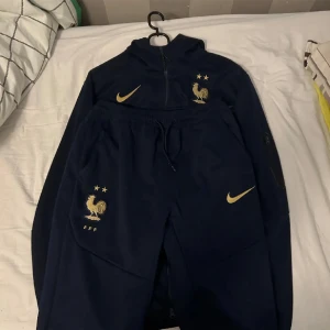 Byxor  - Tracksuit byxor