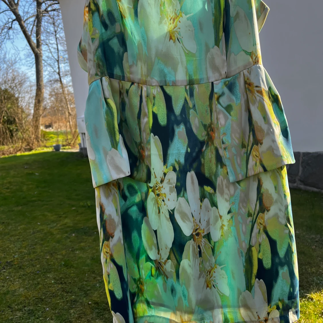 Blommig klänning - 92