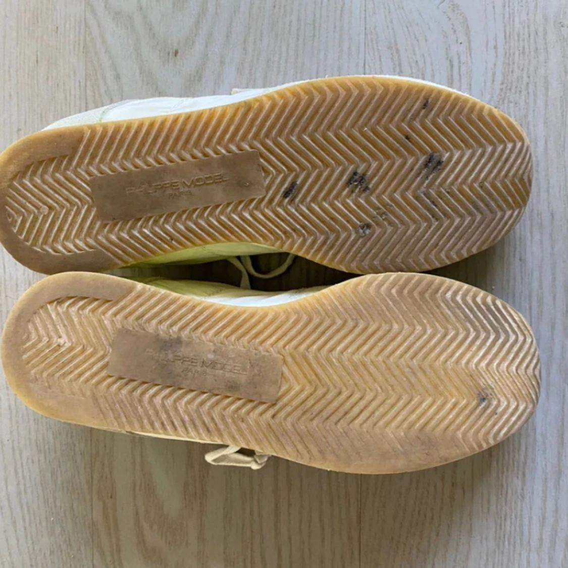 Philippe modell  - 90