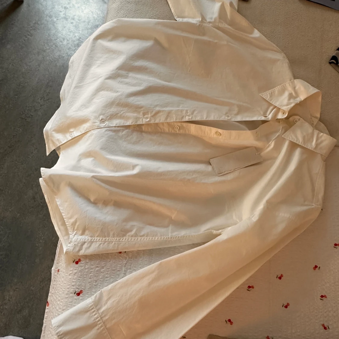 Oanvänd skjorta ARKET  - 91