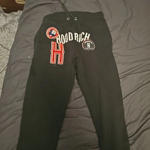 Hoodrish byxor - Säljer mina hoodrish byxor bra kvalitet pris kan diskuteras 