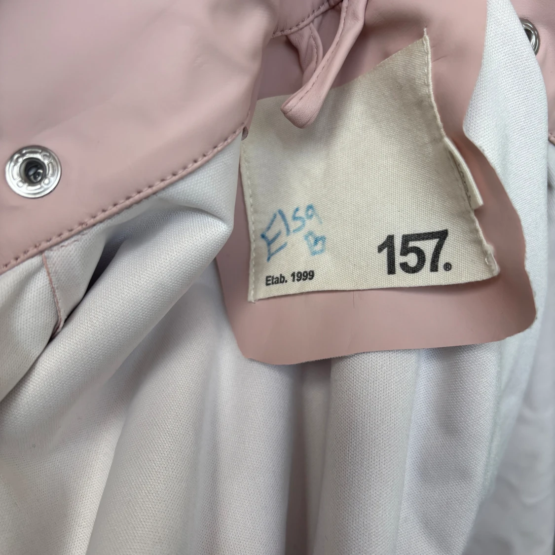 Ljus rosa regnjacka - 91