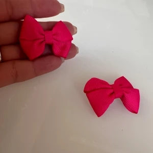 Hårklämmor  - Jätte gulliga klämmor till håret både för barn & vuxna 🥰 perfekt för att se söt och gullig ut 😻