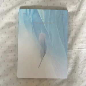 Got7 album - Säljer ett öppnat got7 album. Allt som fanns i albumet är kvar. Man kan även kontakta ifall man vill köpa photocards separat vilket såklart kostar mindre :) 
