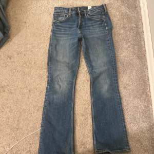 Jeans som är för små 