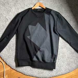 Säljer min dsquared2 tröja  - Bra skick storlek L-M 