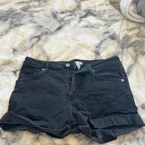 Lågmidjade shorts  - Lågmidjade shorts