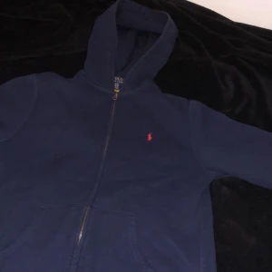 Polo hoddie zip - Polo hoddie zip storlek XL Gott skick 