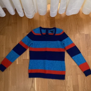 Vintage Tommy hilfiger tröja - Aldrig använd