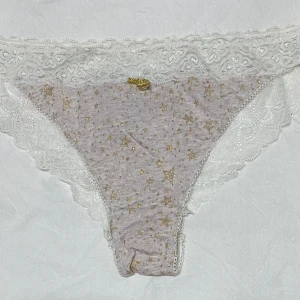 Nya trosor and bomull/spets (46) - Nya såklart. Med fina guld/detaljer Rök- och djurfritt hem