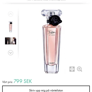 Lancome parfym - Säljer denna Lancome parfym då jag känner att den inte passar mig.🩷 Nypris: ca 600kr. Slutsåld på de flesta ställerna. Ca 80% kvar. 🎀🫶 Kolla gärna mina andra annonser :)