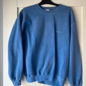 Sweatshirt - I fint skick, stor i storleken💗