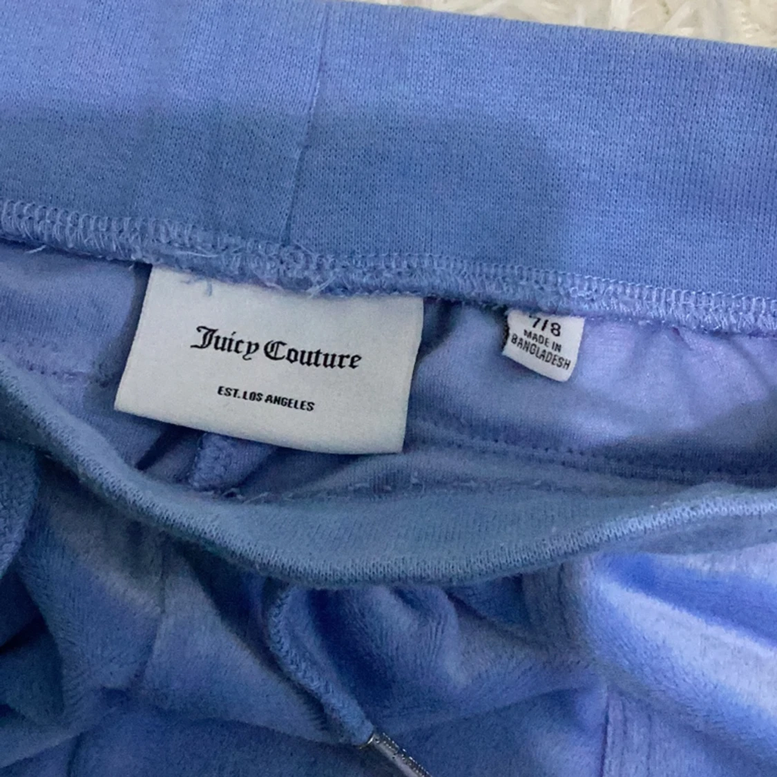 Säljer ett par Juicy Couture - 91