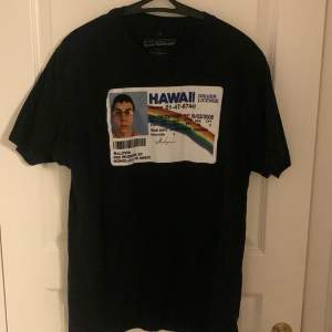 Galet soft mclovin T-shirt. Har också en i M men är bara villig att sälja en 