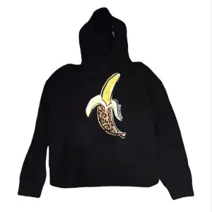 Riktigt skön och fet hoodie från det exklusiva märket Palm angels. Ett jävligt bra pris med inga skador eller fläckar, inte använd mer än en gång.