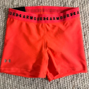 Under armour shorts - Oanvända under armour shorts