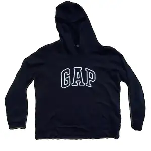 Classic -  svart/Vitt Gap hoodie!!!🦊😈 Koftan sägs att vara i storlek (L), men känns som att vara (XS). I nästa bild kan ni se min CODM😈😈(Adda mig😪