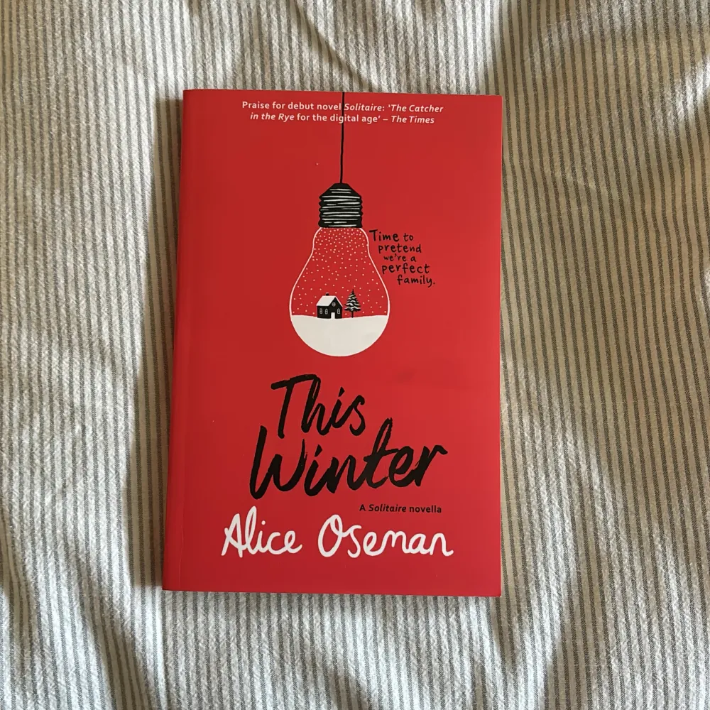 This winter boken av Alice Oseman. Endast läst en gång 💕Säljer för 30 kr! Köparen står för frakten också 🫶🏼. Övrigt.