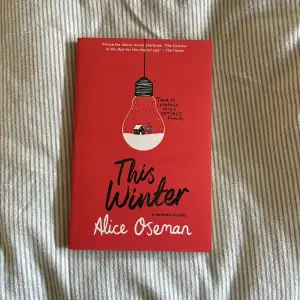 This winter boken av Alice Oseman. Endast läst en gång 💕Säljer för 30 kr! Köparen står för frakten också 🫶🏼