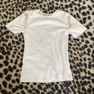 Zara t-shirt - Jättefin zara t-shirt