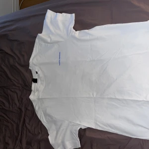 T-shirt  - Bra skick 