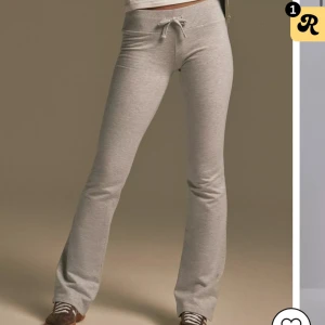 Nelly mjukisbyxor - Dom sjukt populära mjukisbyxorna från Nelly! Stl XS. Säljer då dom ej passade, aldrig använd endast testade