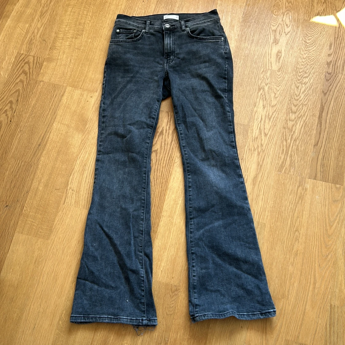 Low waist bootcut jeans