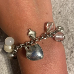 Armband  - Köpte för 200