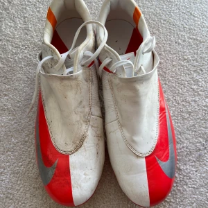 Nike mercurial vapor - Fina Nike mercurial vapor i gott skick, behöver en tvätt!