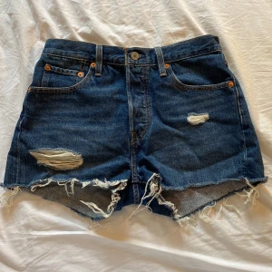 Levis 501 shorts highwaist - I nyskick, säljer pga fel storlek
