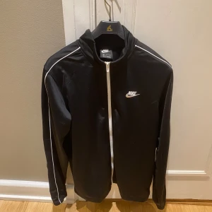 Nike techfleece - Mycket bra skick knappt använd, Nike techfleece