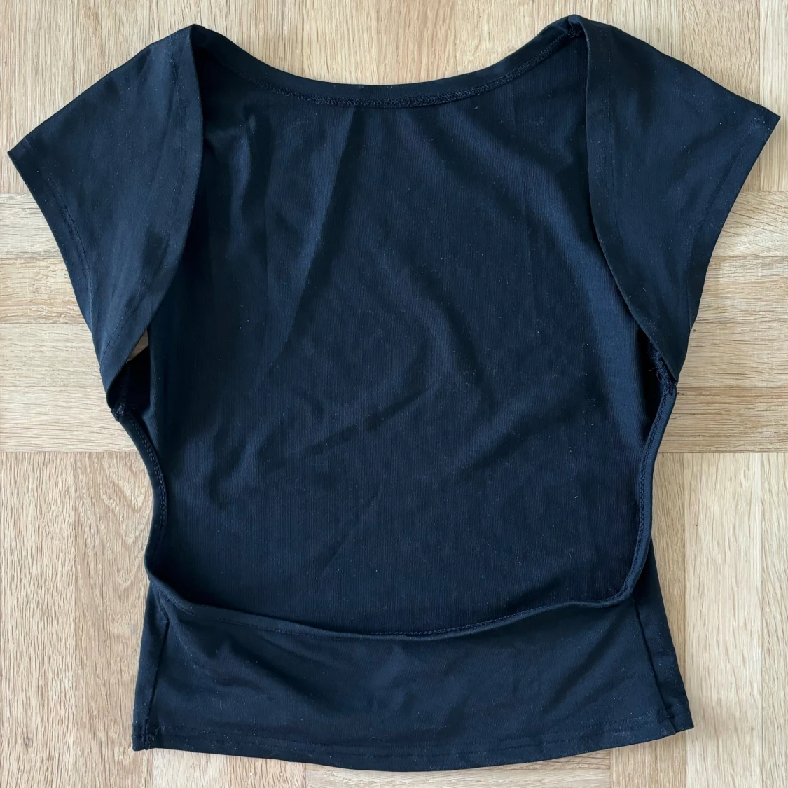 Topp med öppen rygg - 90