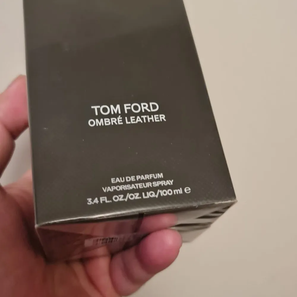 Tom Ford Ombre Leather Eau de Parfum 3.4 oz / 100 ml Spray For Unisex. Övrigt.