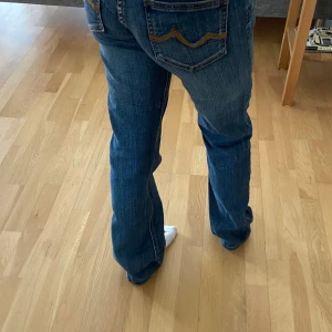 Jeans vintage - Min mammas gamla jeans från Ragtagshe. Storlek 27. I bra skick. Raka ben