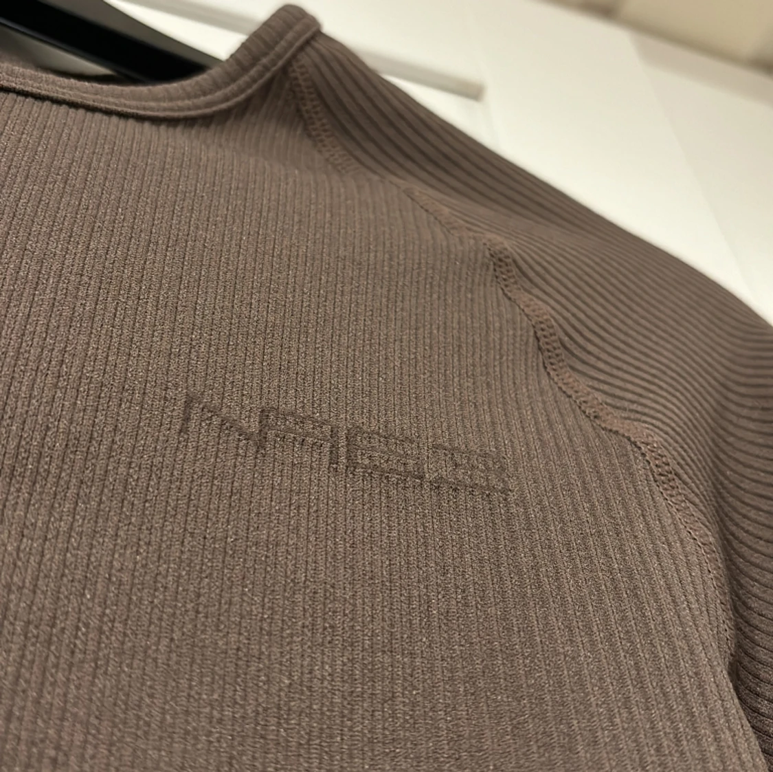 Brun träningströja  - 91
