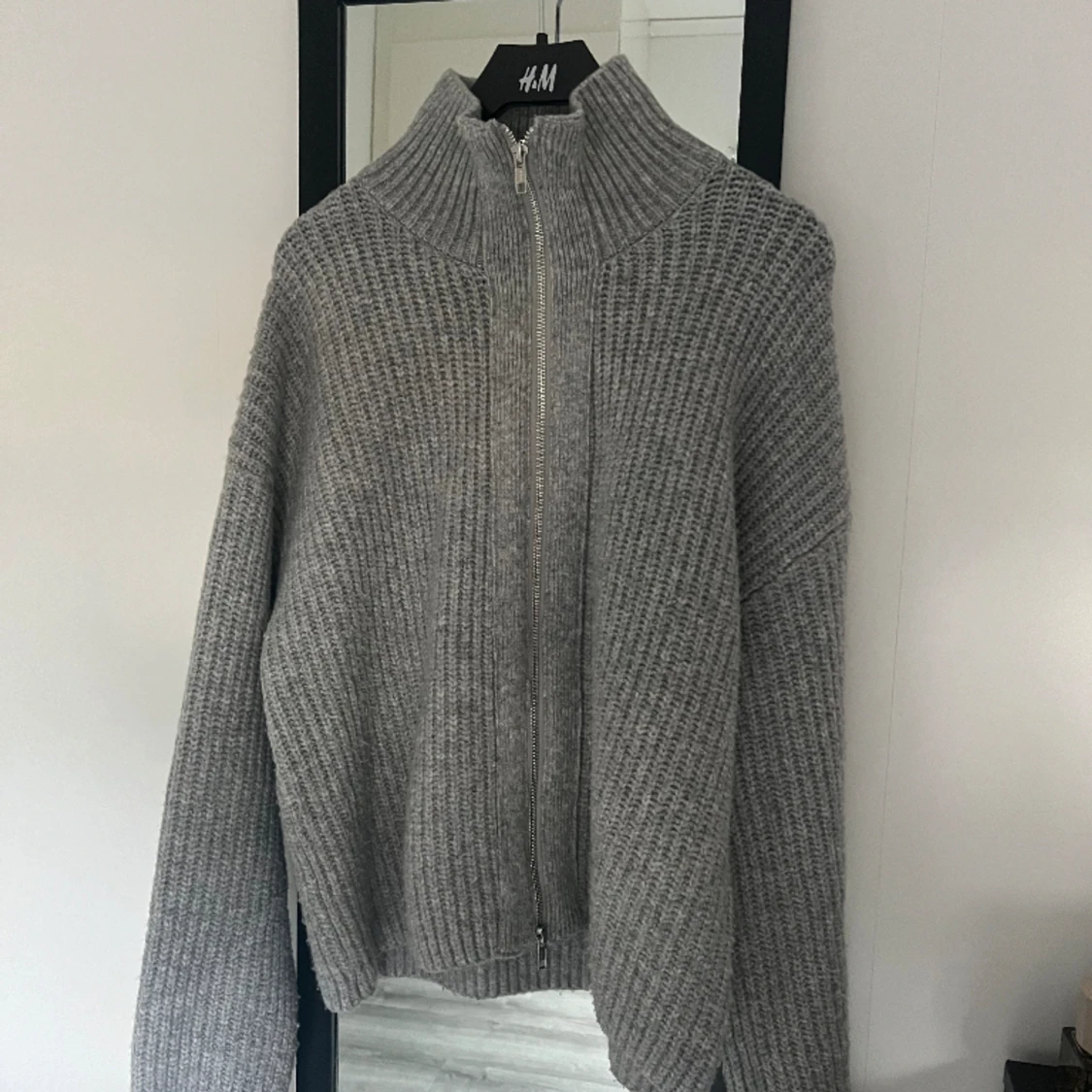 Stickad kofta/tröja