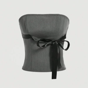 söt topp - jätte söt topp, skriv om ni har frågor annars tryck köp nu knappen 💗