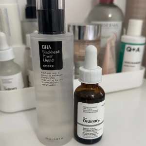 Cosrx, the ordinary  - The ordinary är helt ny, COSRX har använd få ggr. Köpte den och fick sedan reda på att jag inte kan använda den. Kan ej använda den på grund av konflikt med ordinerad retinolbehandling. Om du köper båda två tillsammans får du dem för 250kr