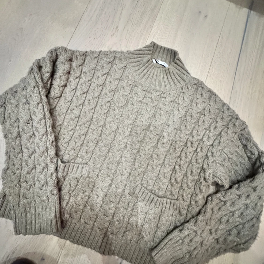 Jättesnygg stickad tröja från Zara