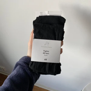 Strumpor 2-pack - Strumpbyxor 2-pack från H&M i storlek S. Oöppnade