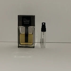 Dior Homme Intense 3ml - Säljer samples av denna parfym. OBS: 1ml motsvarar ca 15 spray. Kom dm för ytterligare frågor.