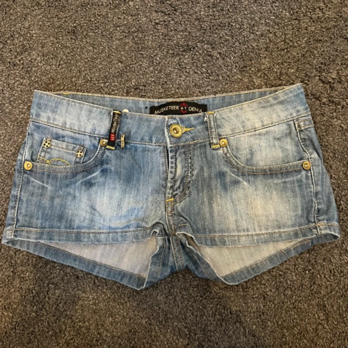 Söta low waist jeans shorts🩷