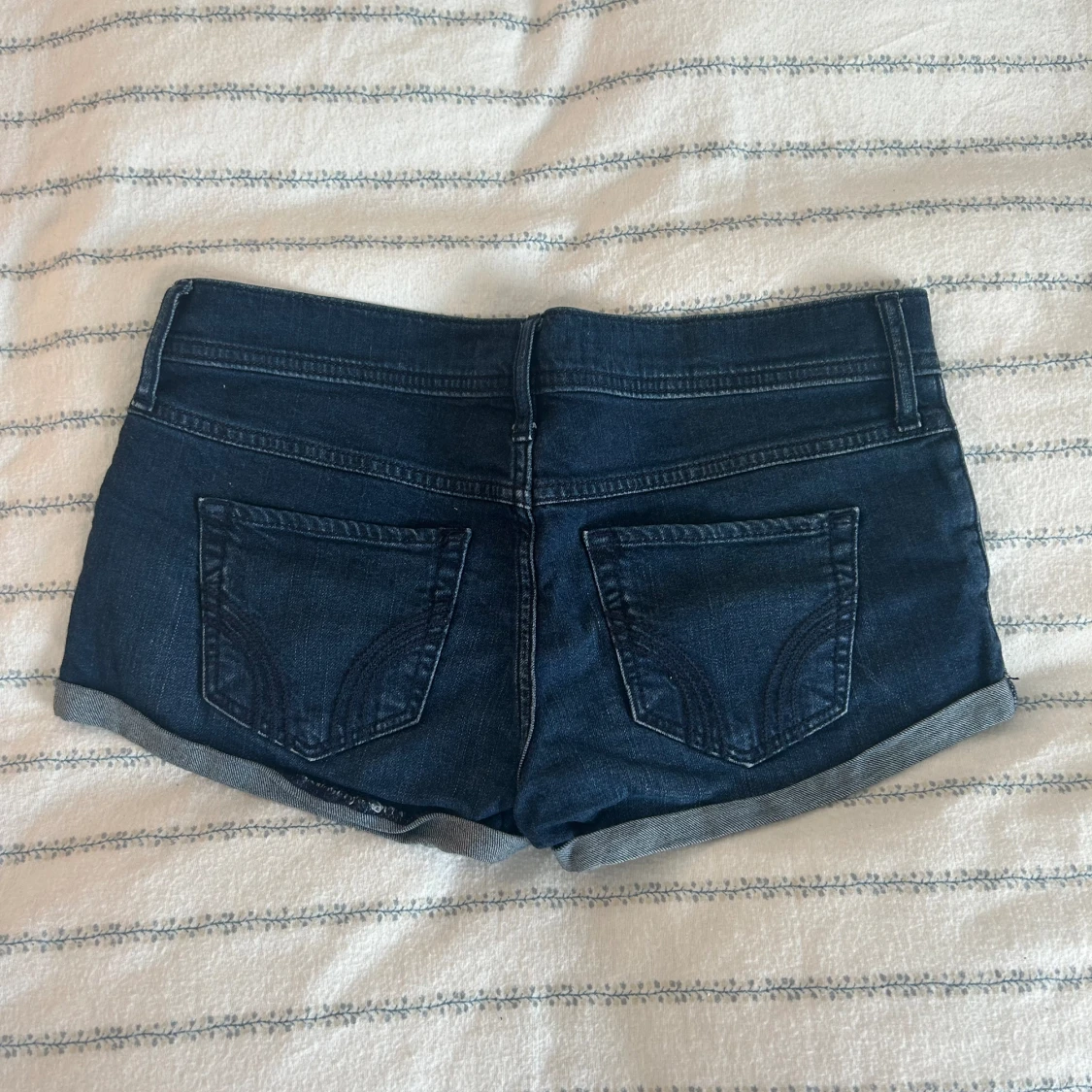 Hollister jeansshorts  - 91