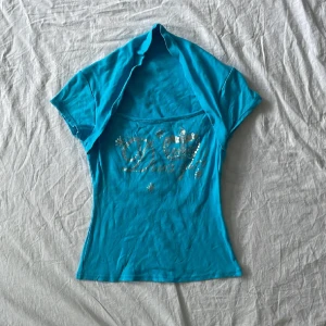 Mcbling topp - Super söt top som det står diva girl på från 2000 talet💞(inga bilder på) 