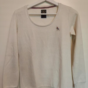 Polo Garage white jumper  - Good condition 