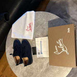 Loubs  - Loubs bra äkta såklart kvitto finns med box ingår pris går att diskutera ingen byten 