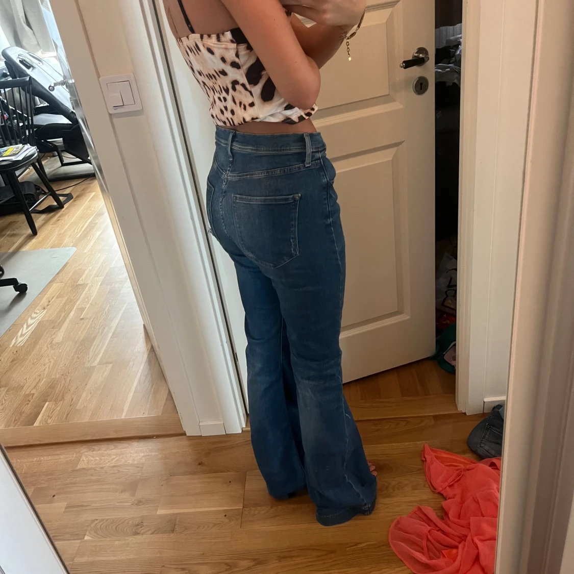 Lågmidjade bootcut - 91