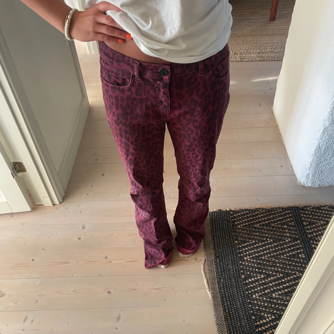 Röda leopard jeans - 90